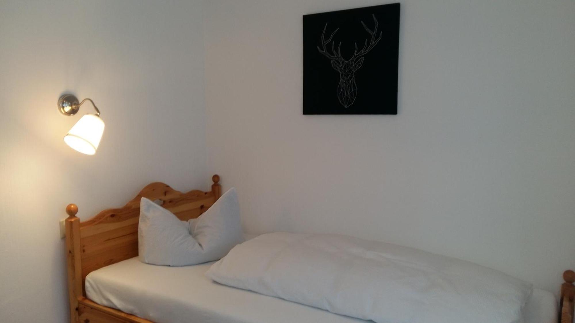 Landgasthof Gruener Baum Badenweiler Luaran gambar
