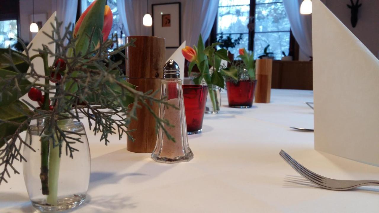 Landgasthof Gruener Baum Badenweiler Luaran gambar